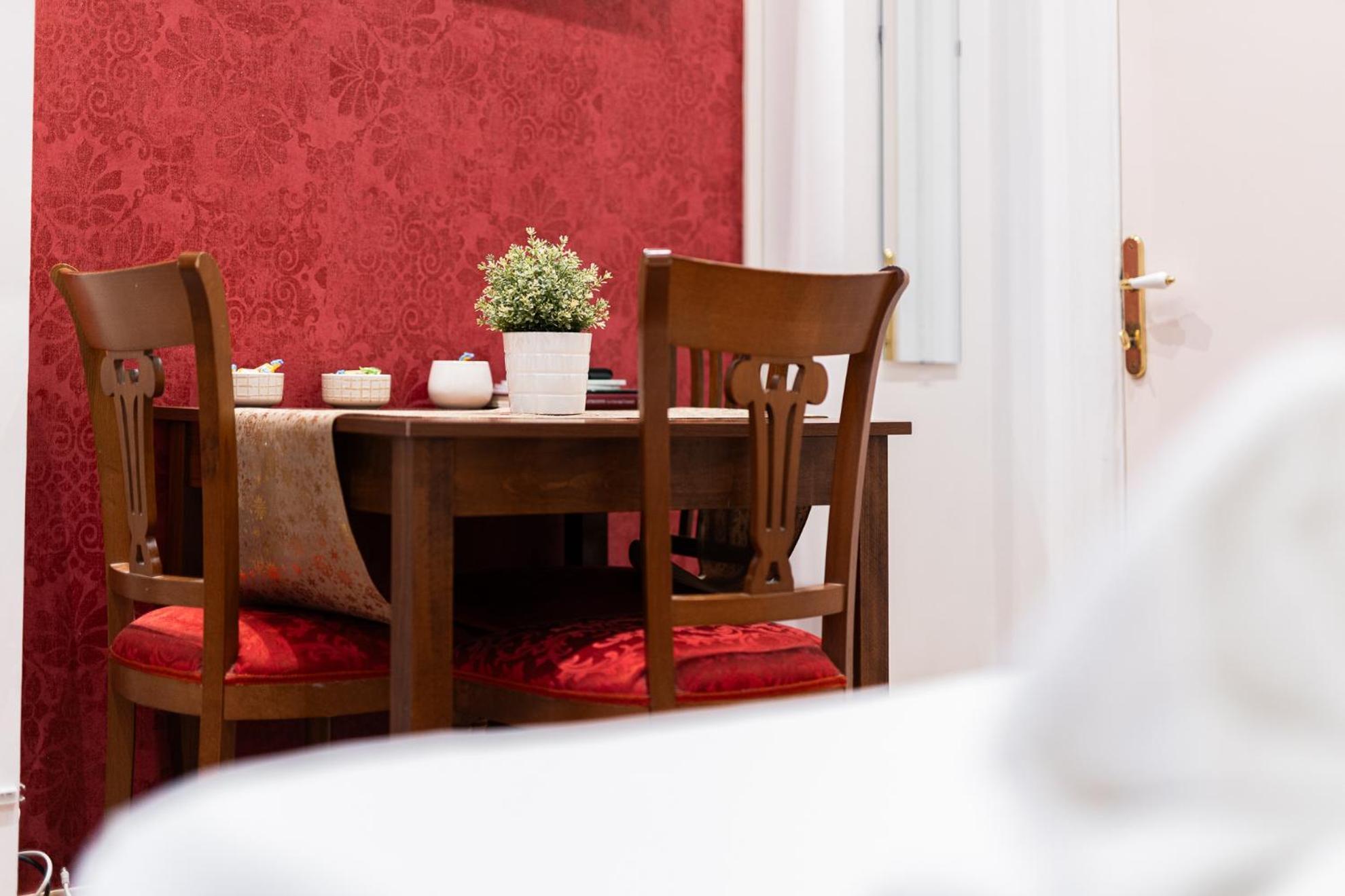 The Bishop'S Loft Spagna Rome Bagian luar foto